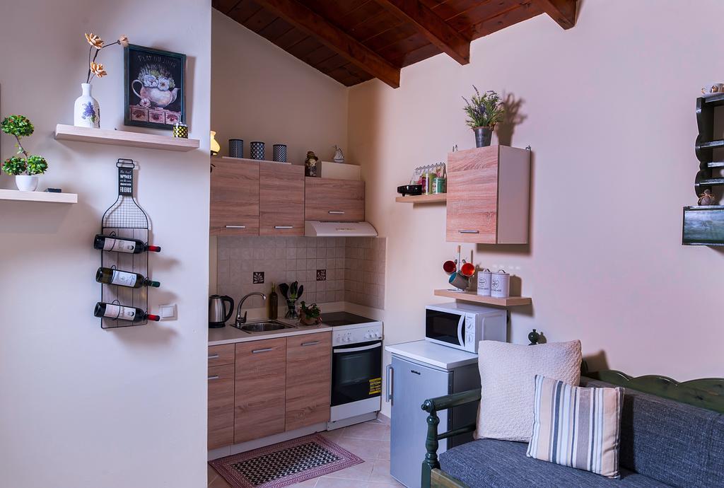 Kyriaki's Cozy Apartments Agia Marina Zewnętrze zdjęcie