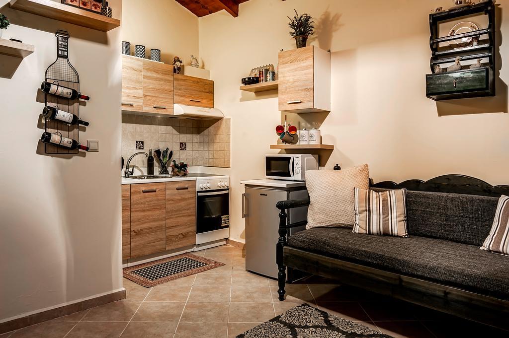 Kyriaki's Cozy Apartments Agia Marina Zewnętrze zdjęcie