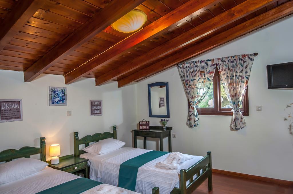 Kyriaki's Cozy Apartments Agia Marina Zewnętrze zdjęcie